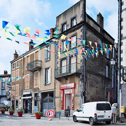 Par les villages