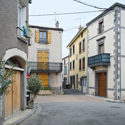 Par les villages