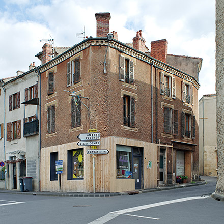 Par les villages