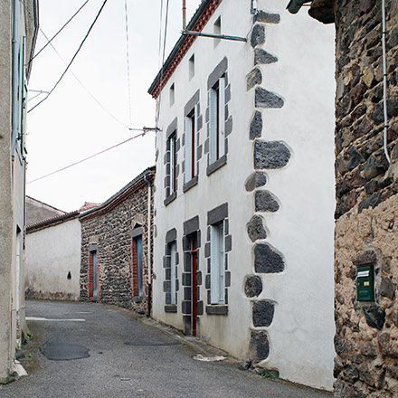 Par les villages