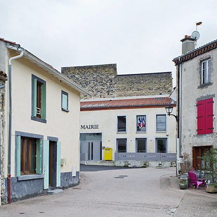 Par les villages